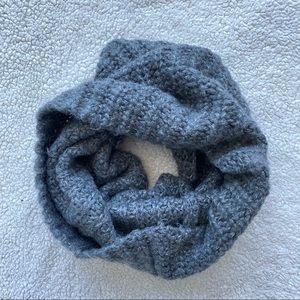 H&M circle scarf